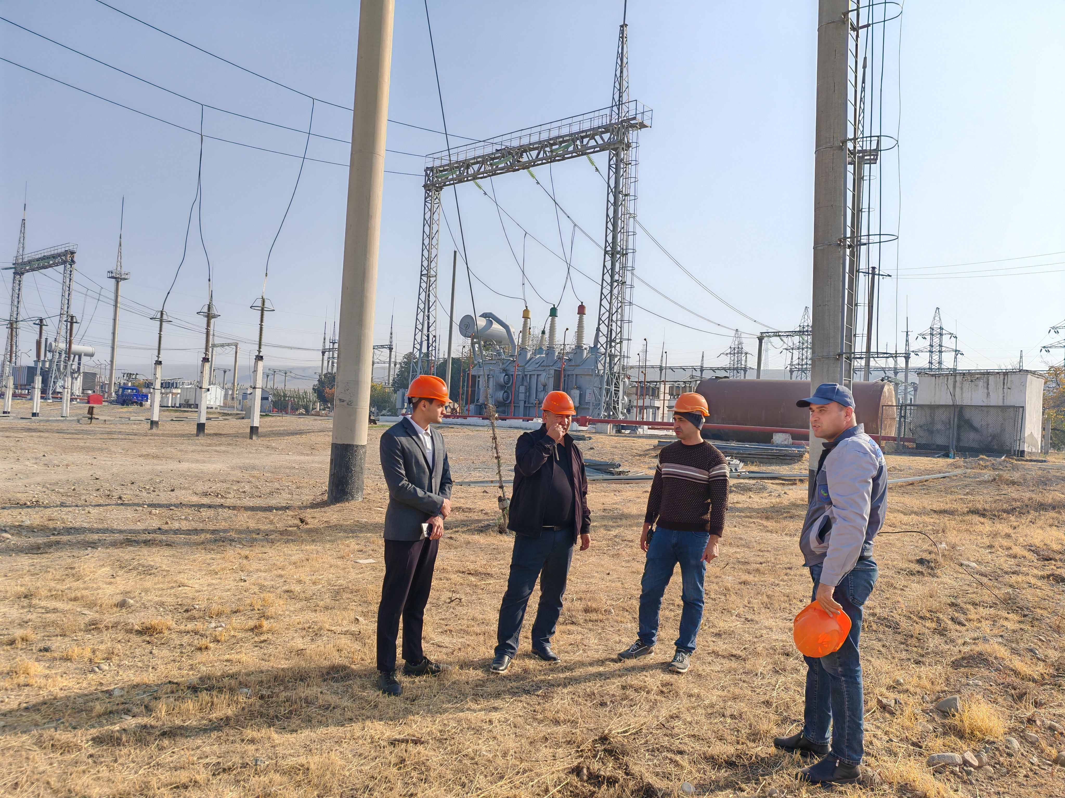 Сотрудники МУ-4 посетили подстанции в Ферганской и Андижанской областях.
